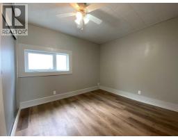 705 227 Street, Hillcrest, AB T0K1C0 Photo 17