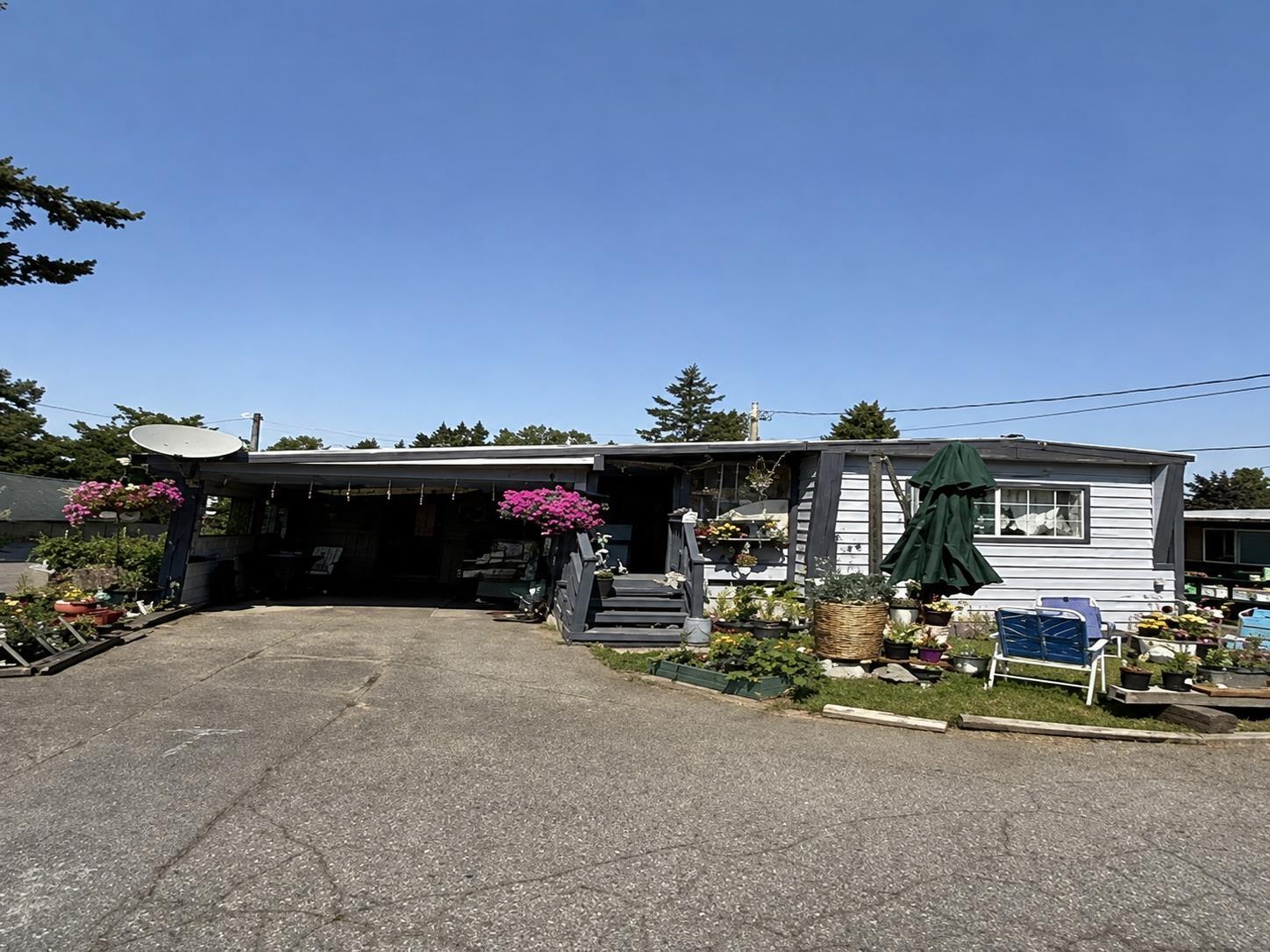 17 16039 FRASER HIGHWAY