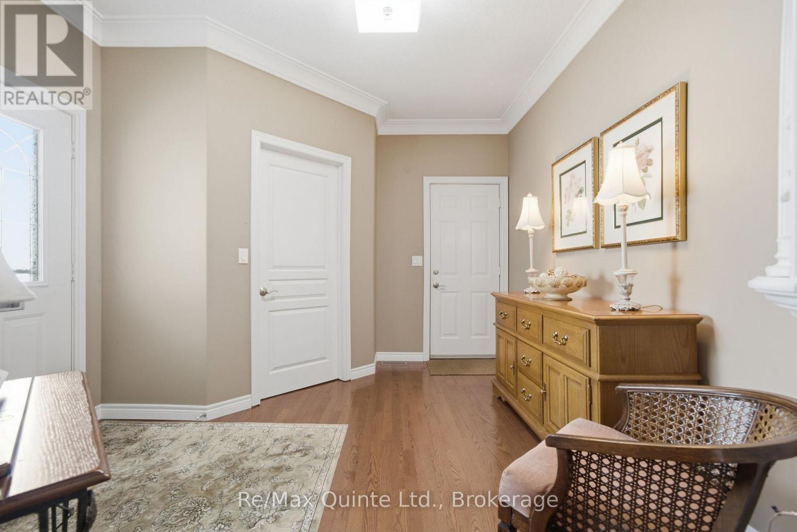 86 PINNACLE STREET S - Image 12