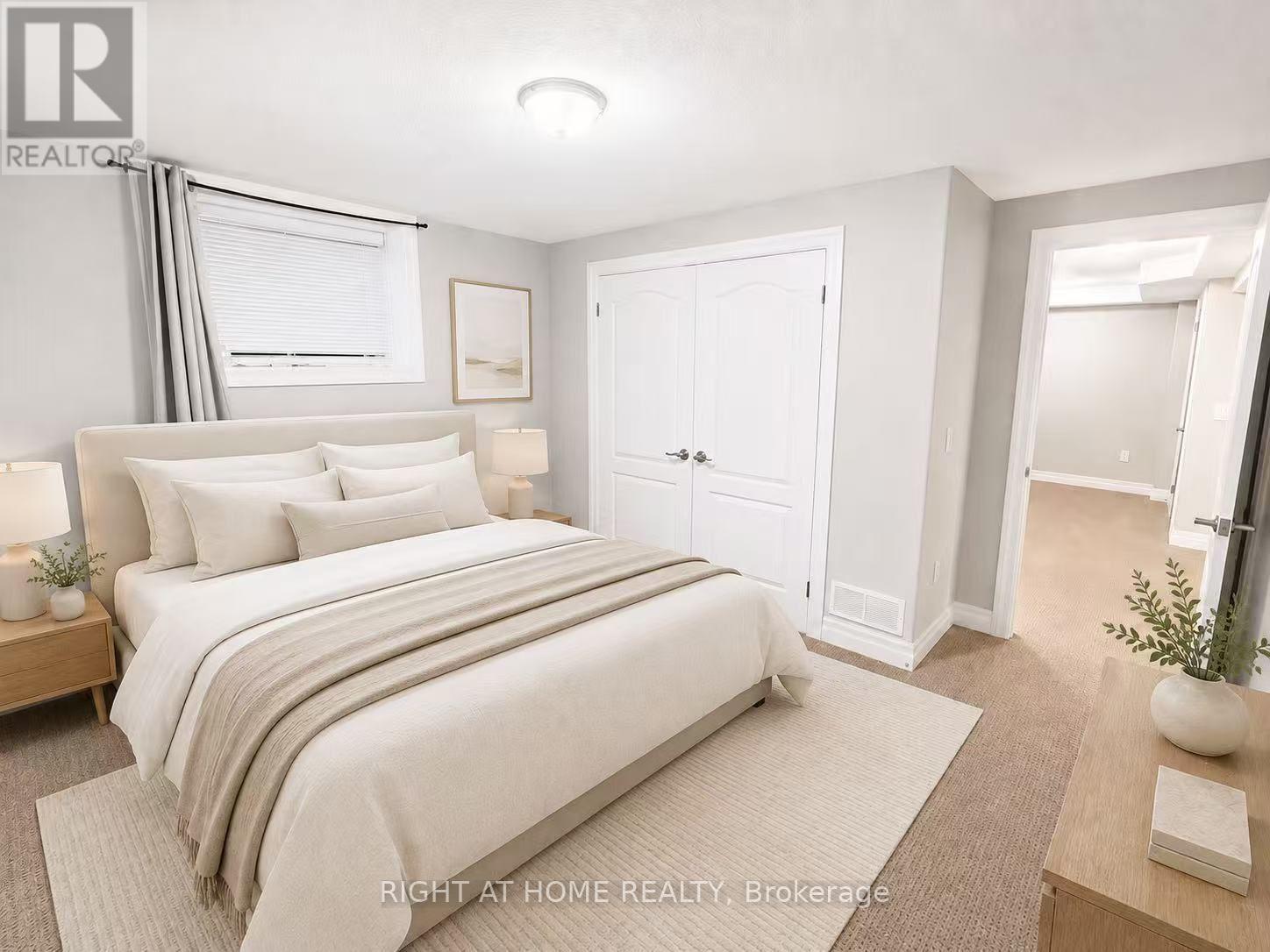 882 KETTLERIDGE STREET - 16