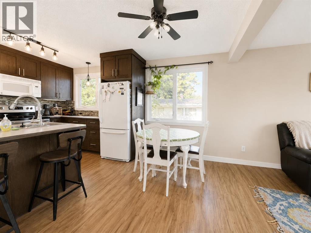 5507 53A Avenue - 11