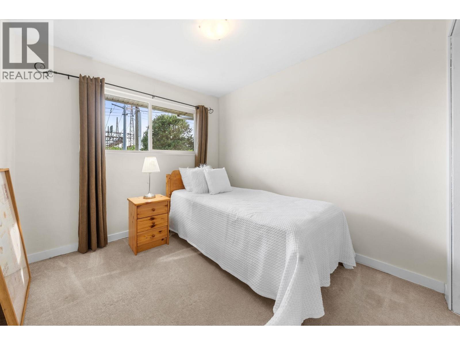 462 E 4TH STREET, North Vancouver
