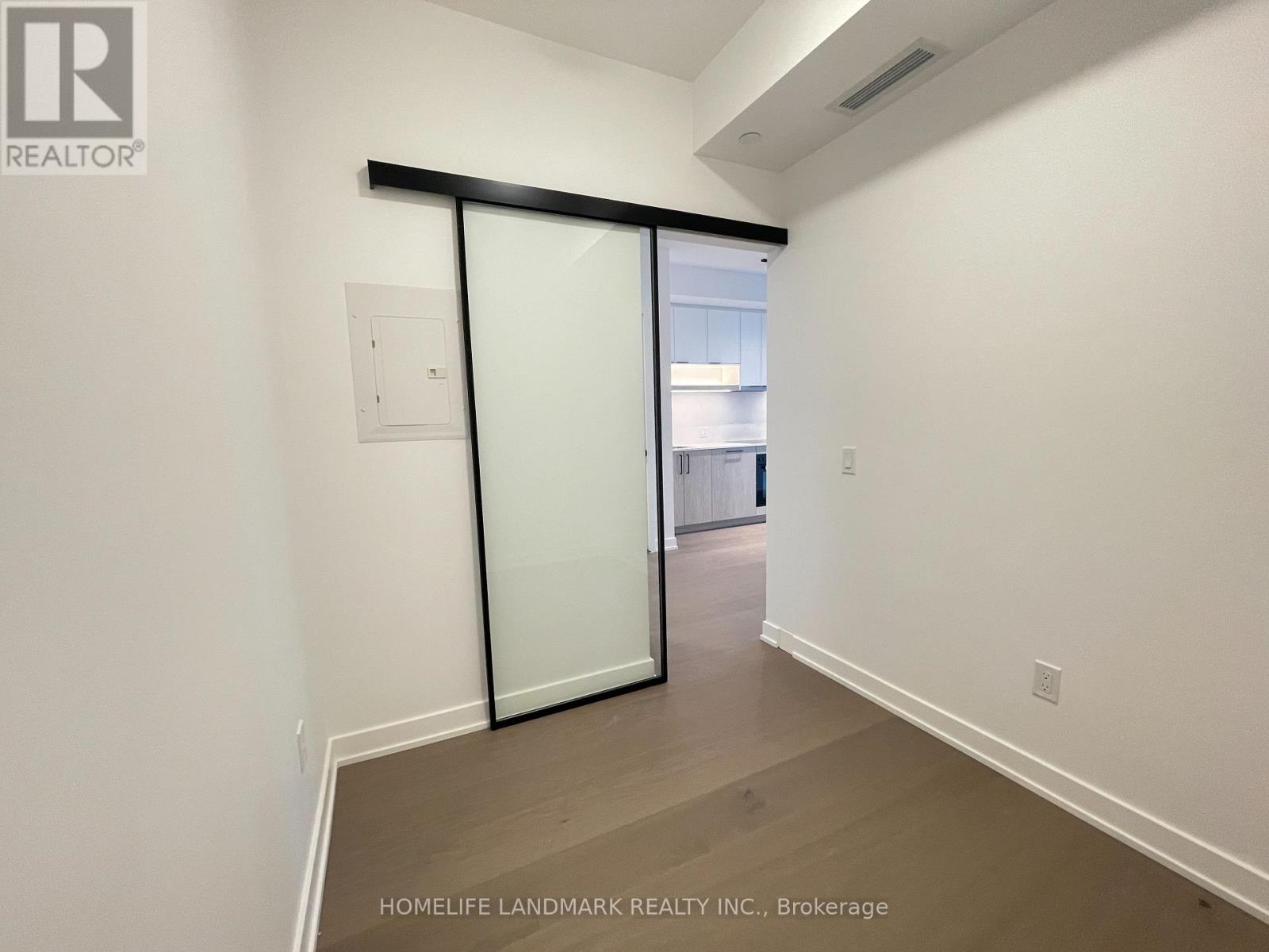#1512 91 MONTCLAIR AVENUE - 12