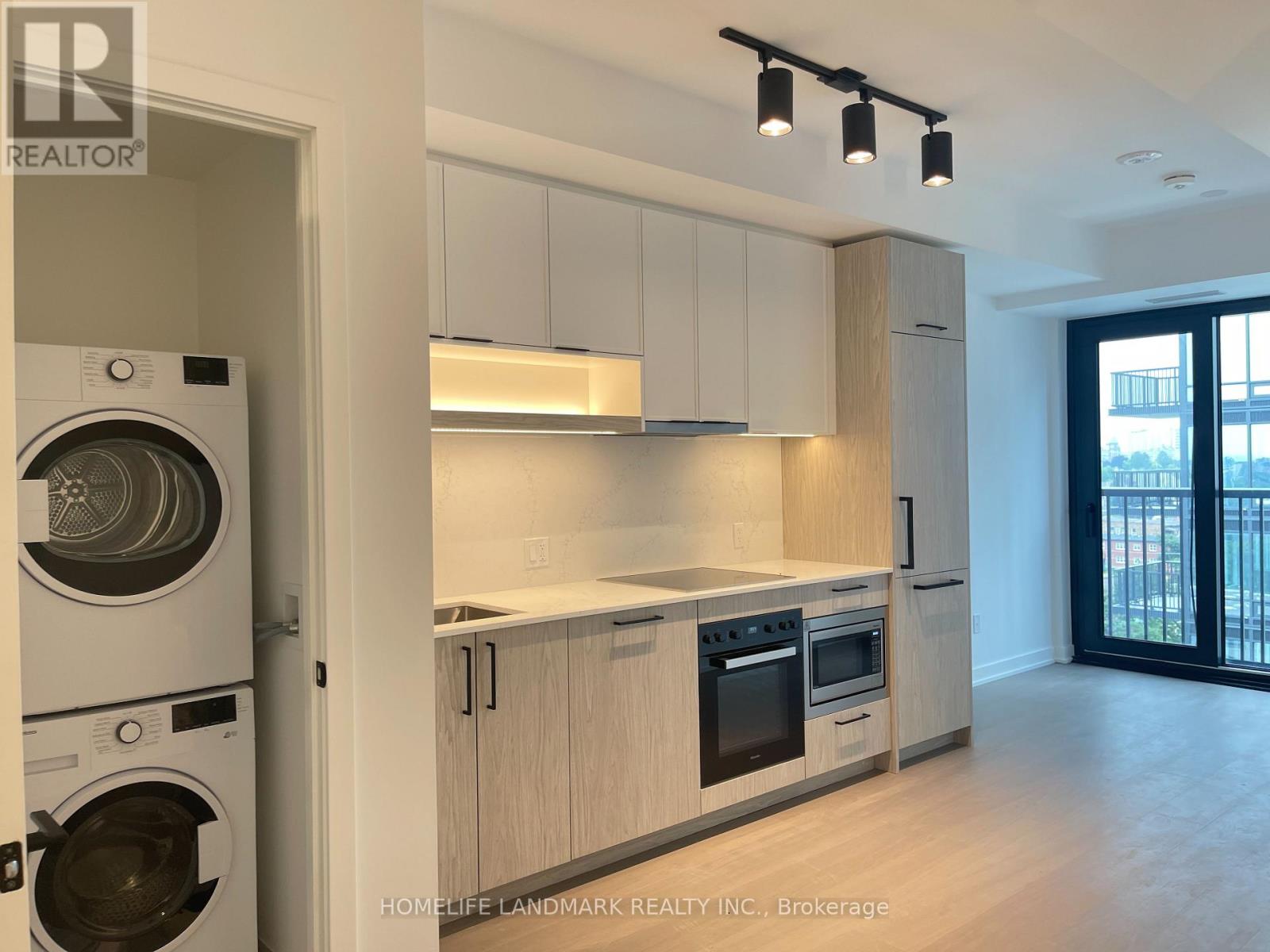 #1512 91 MONTCLAIR AVENUE - Image 38