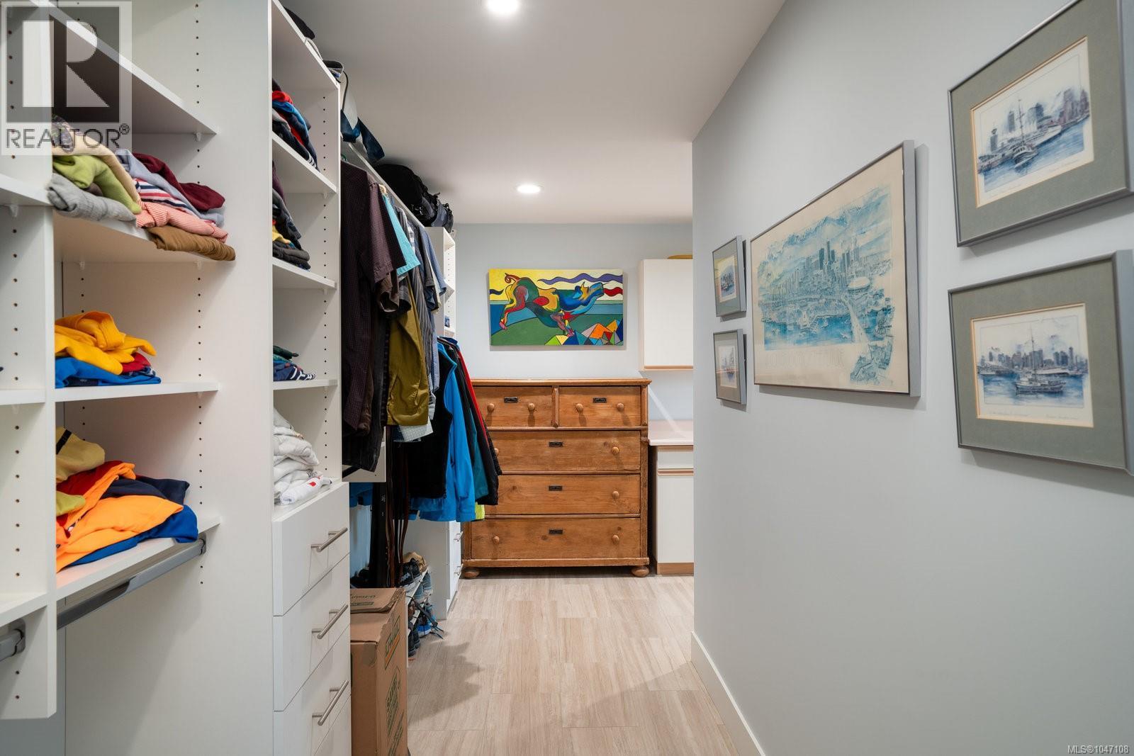 3697 Marine Vista - Image 24