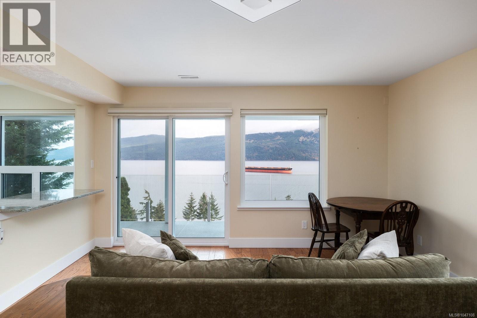 3697 Marine Vista - 28
