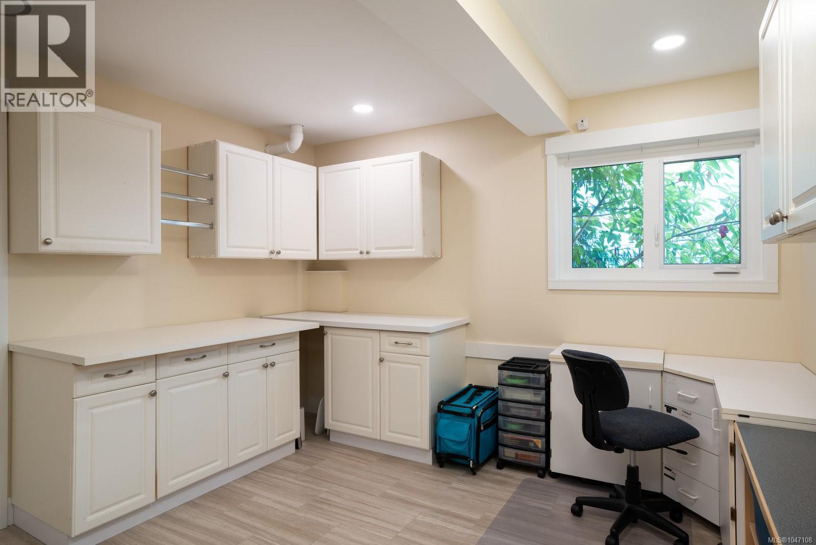 3697 Marine Vista - 38
