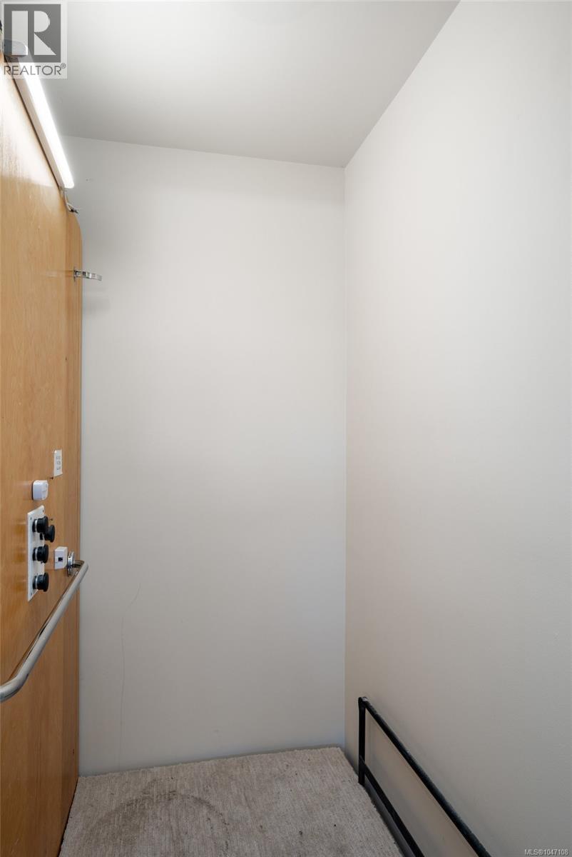 3697 Marine Vista - 40