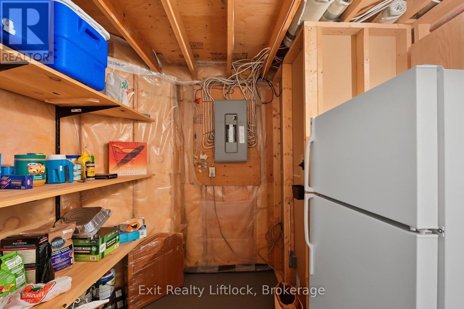 2522 MARSDALE DRIVE - Image 32