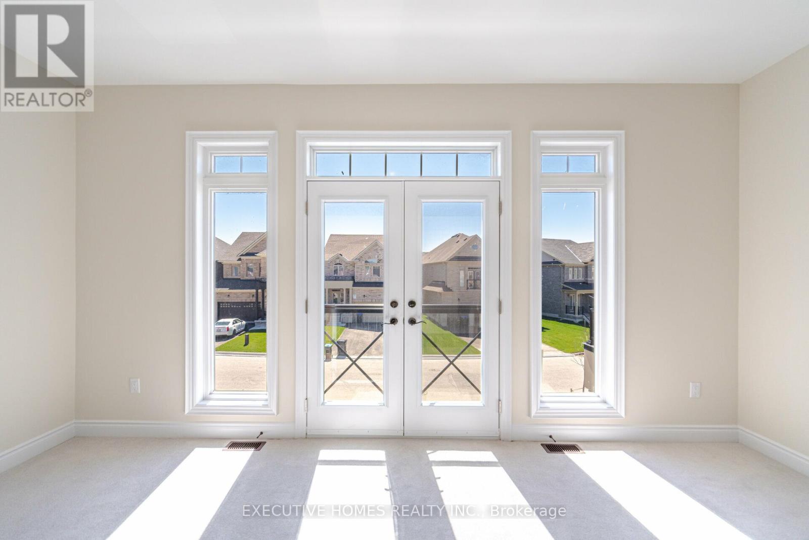 14 MAC CAMPBELL WAY - Image 25