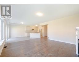 14 Mac Campbell Way, Bradford West Gwillimbury, ON L3Z4M7 Photo 15