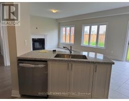 14 Mac Campbell Way, Bradford West Gwillimbury, ON L3Z4M7 Photo 17