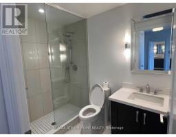 711 - 15 Stollery Pond Crescent, Markham, ON L6C0Y4 Photo 7