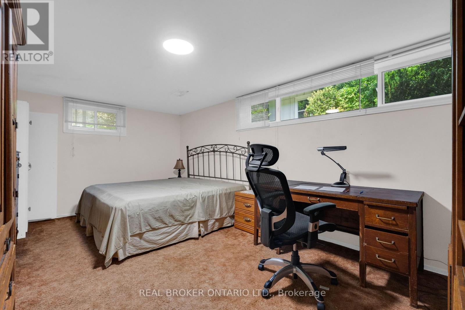 61 BERNICK DRIVE - 21
