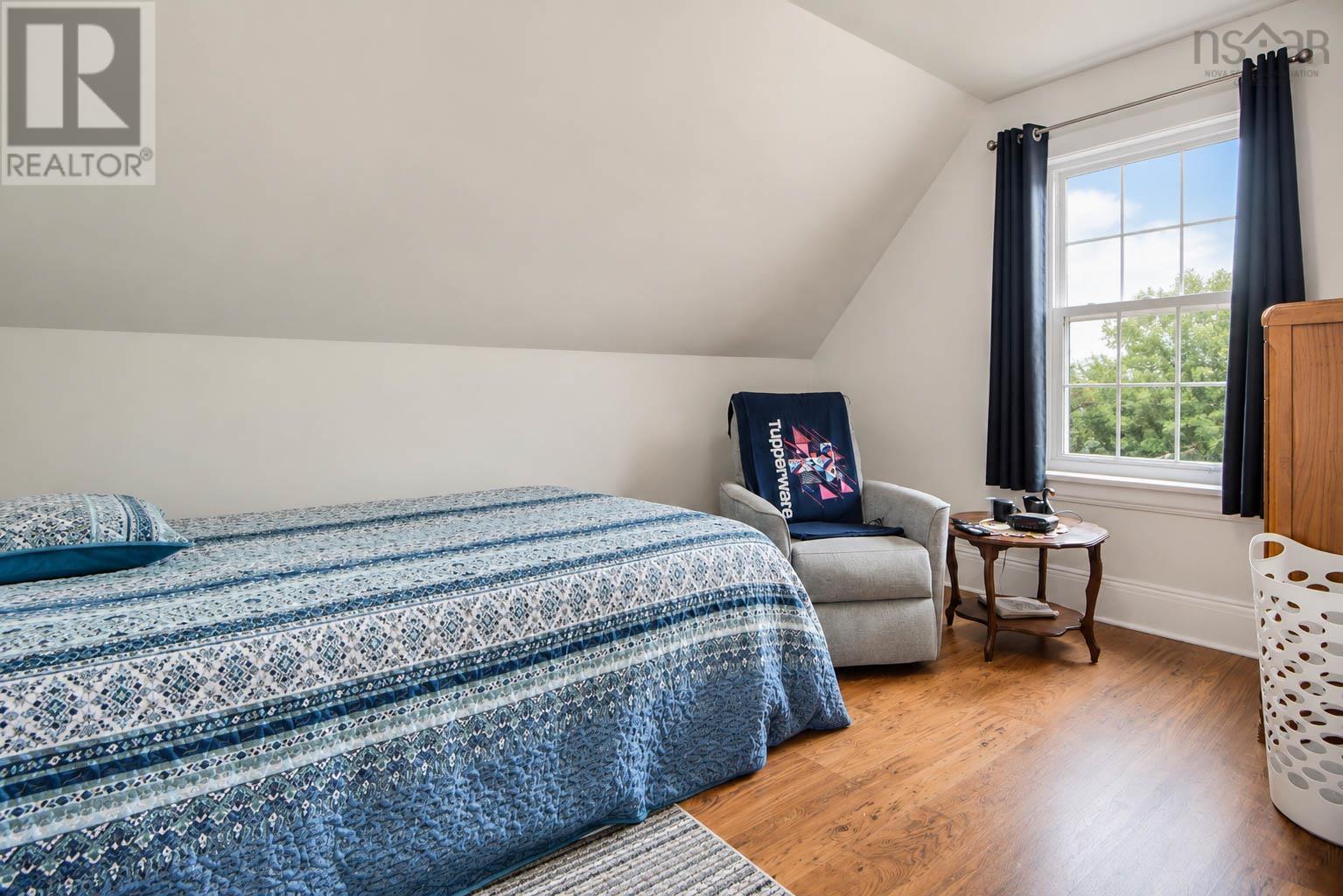 38 St. Bernard Street - 24