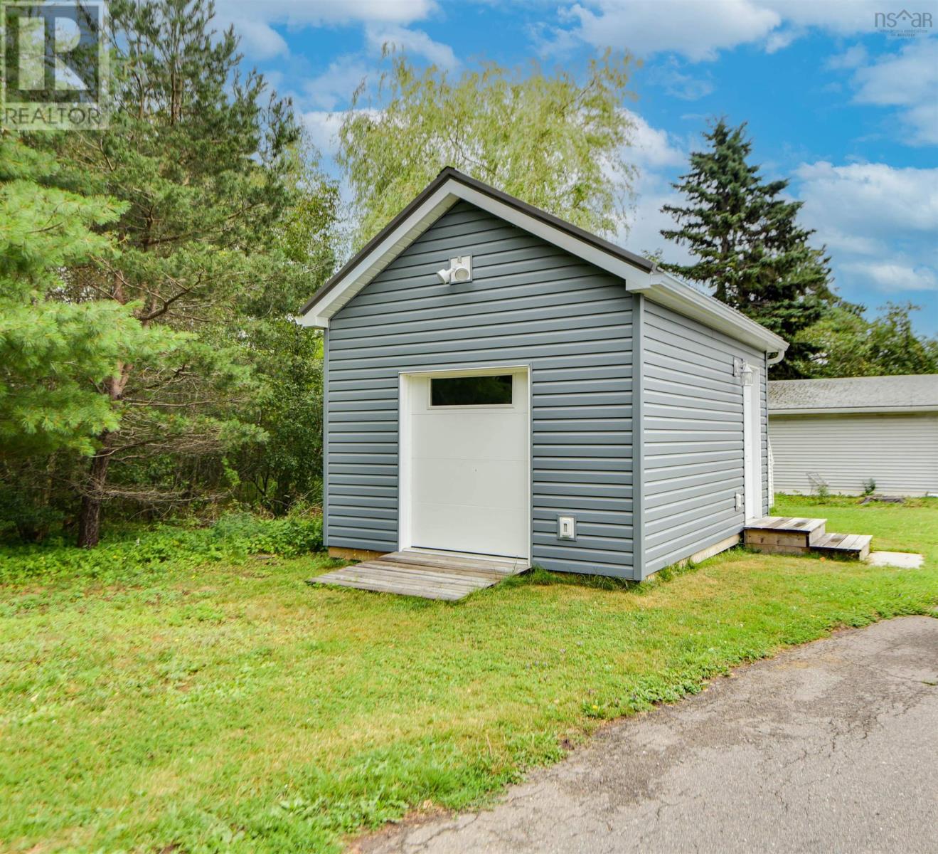 38 St. Bernard Street - 34