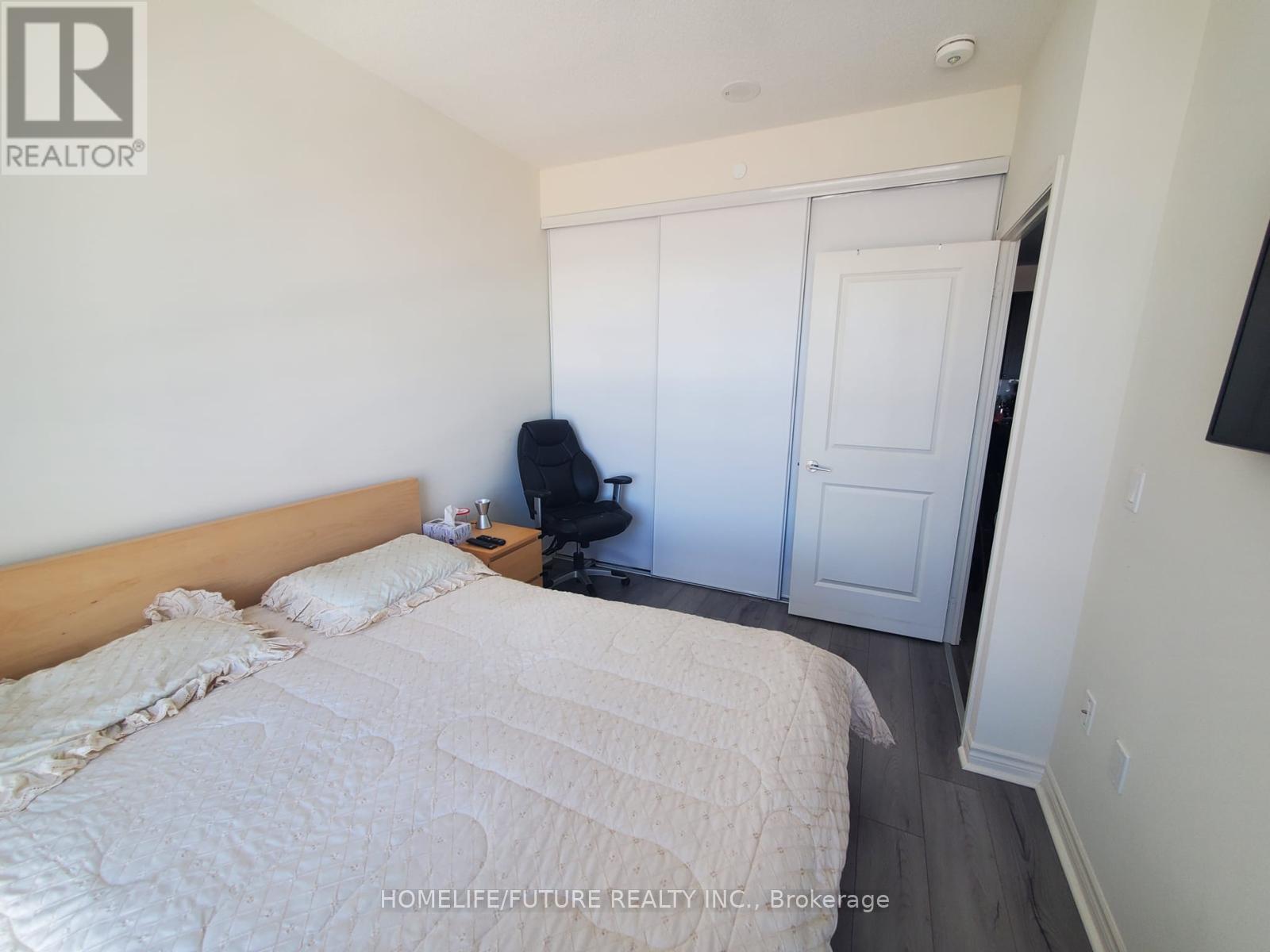 #2003 349 RATHBURN ROAD W - 11