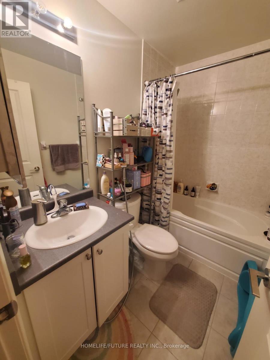 #2003 349 RATHBURN ROAD W - 3
