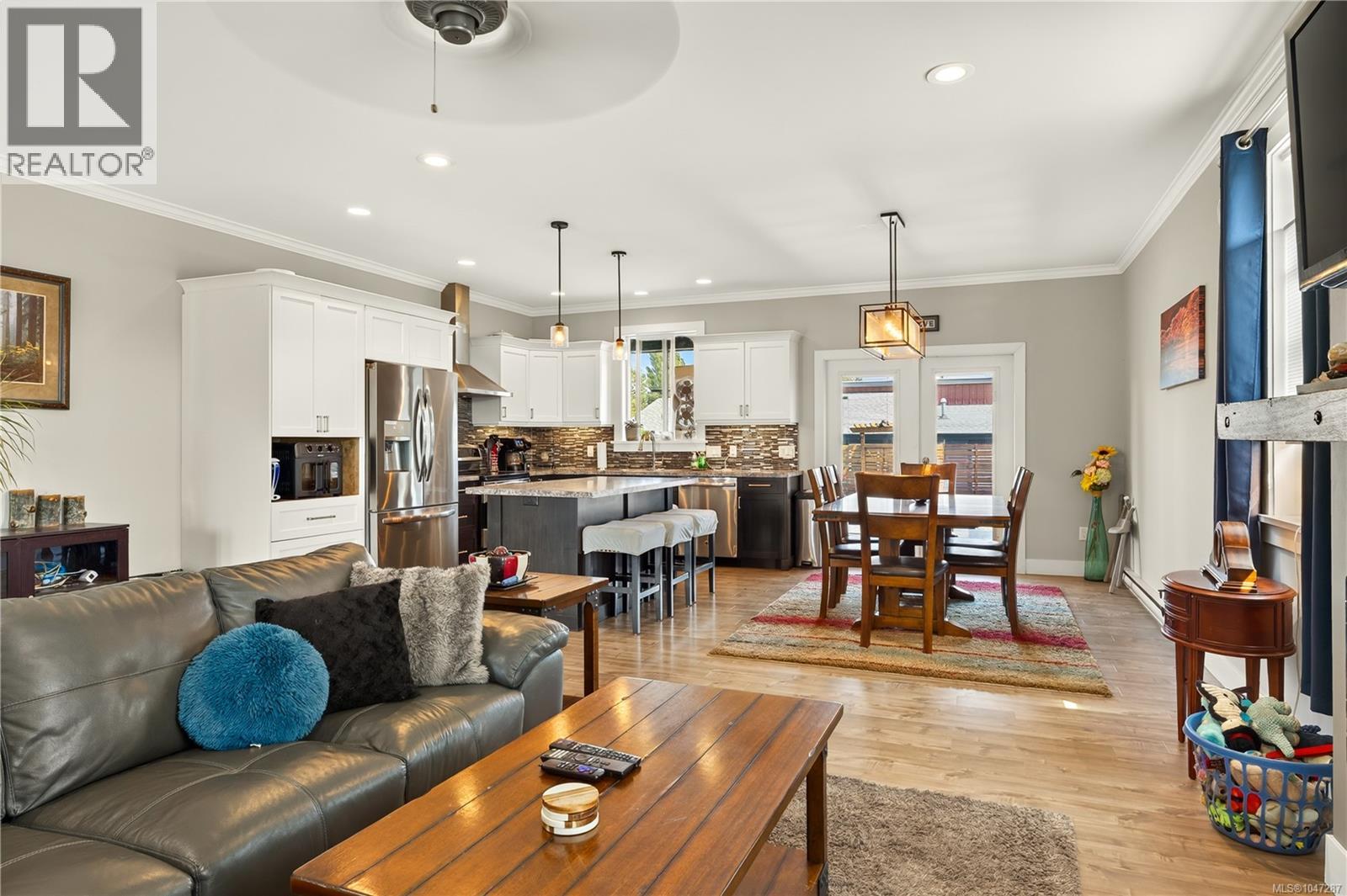 374 Shepherd Ave - 19