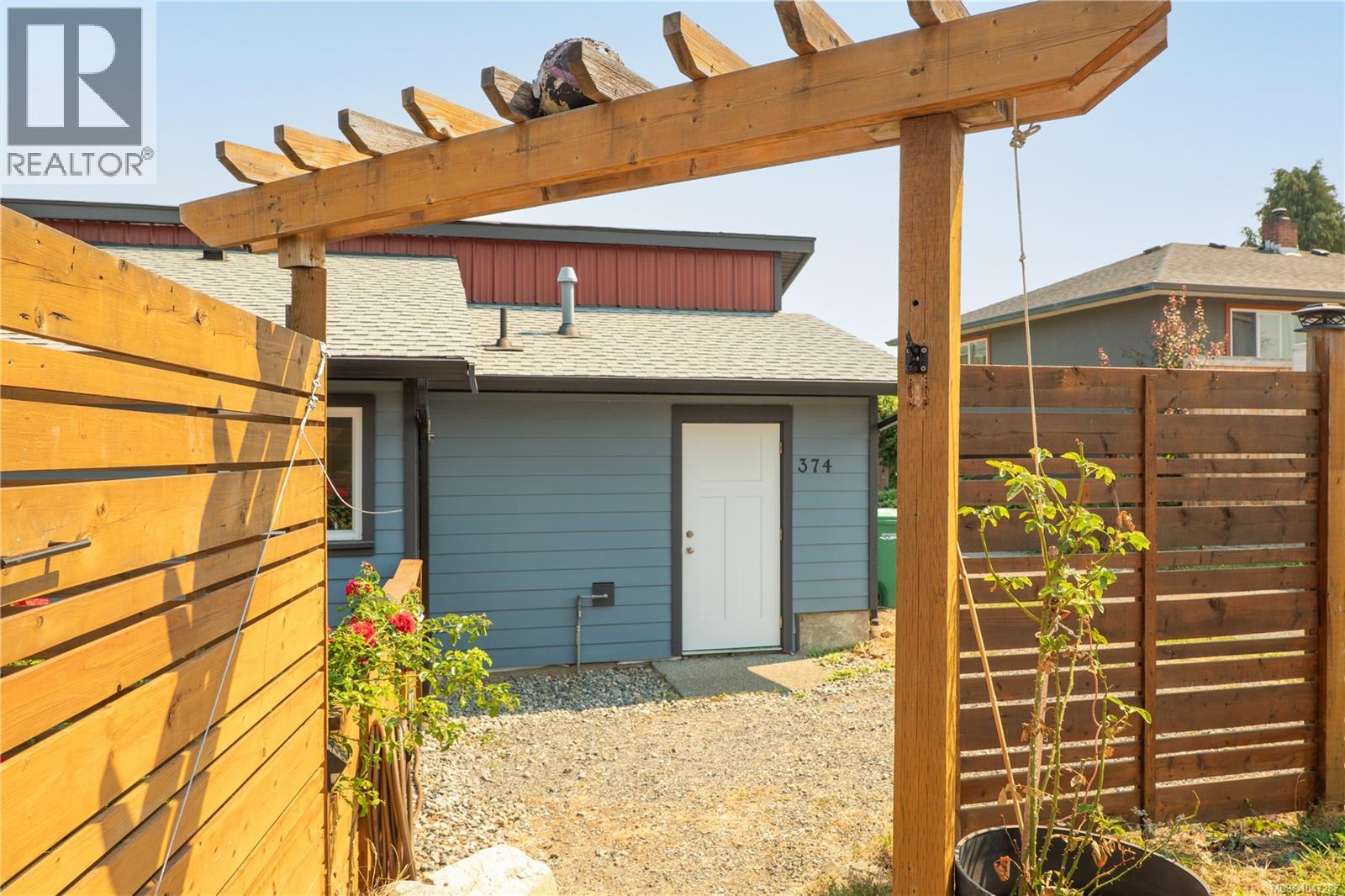 374 Shepherd Ave, Nanaimo
