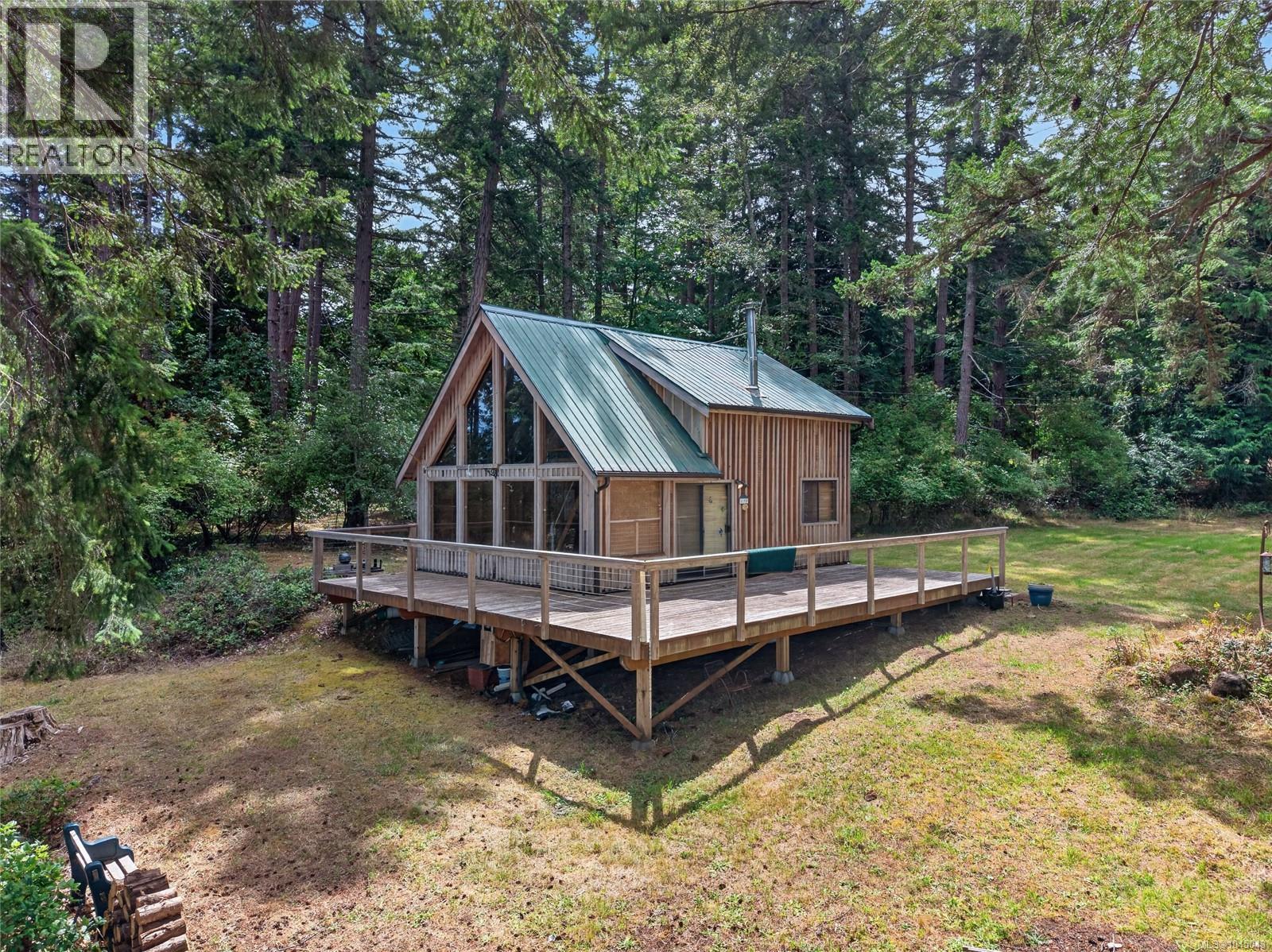 5150 East Rd, Denman Island