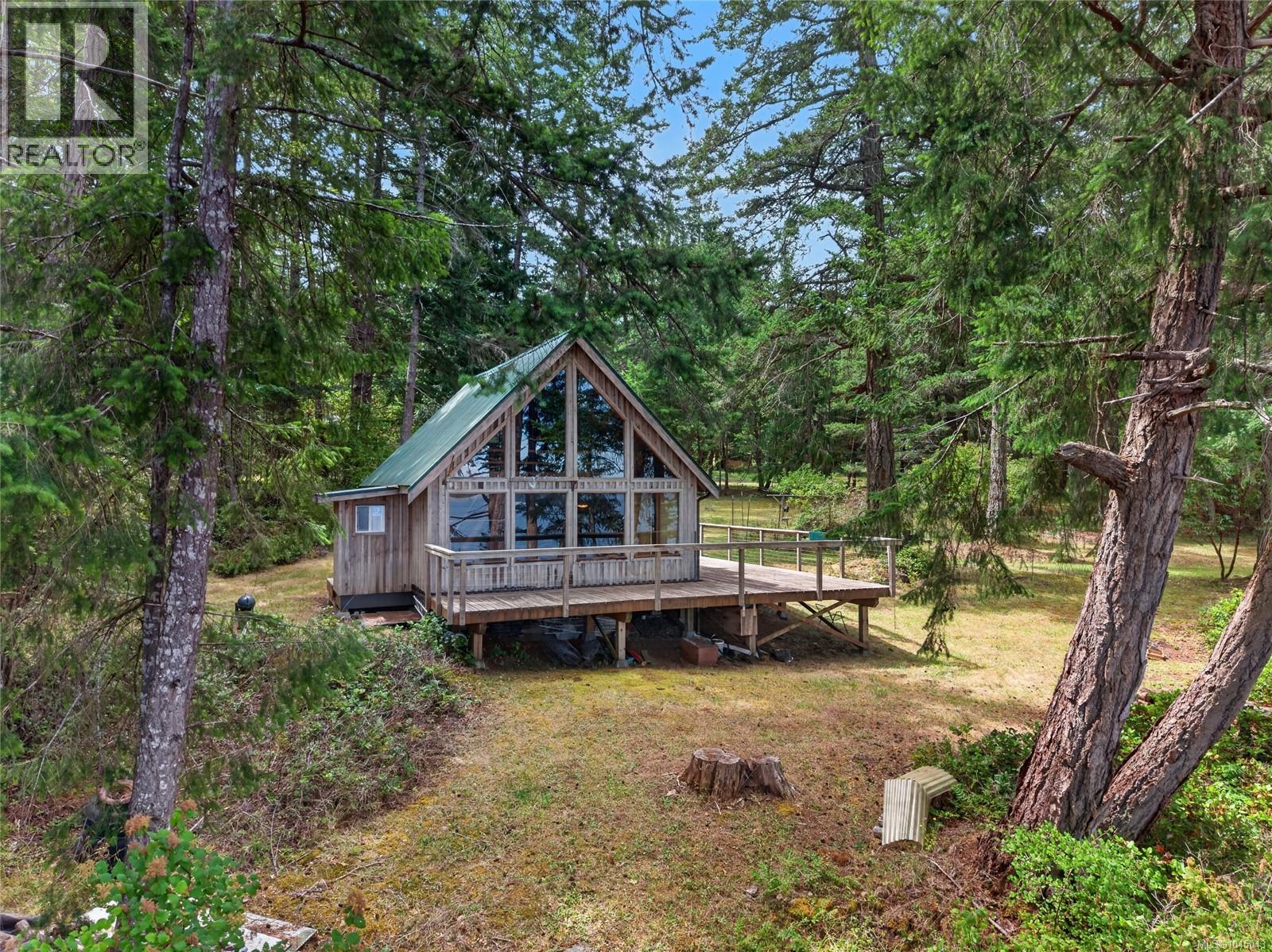 5150 East Rd, Denman Island