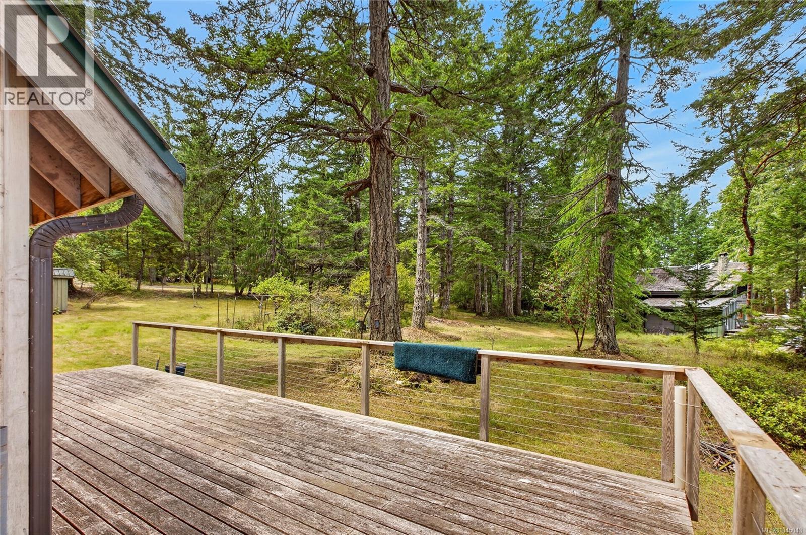 5150 East Rd, Denman Island