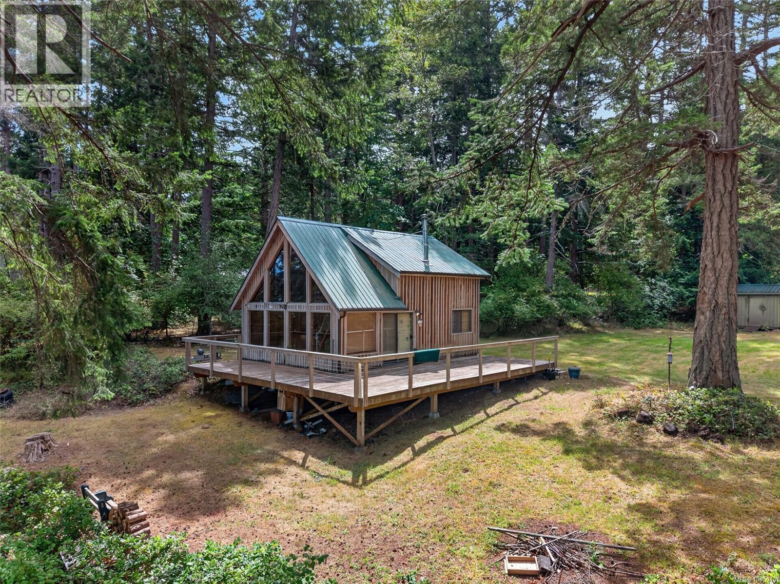 5150 East Rd, Denman Island