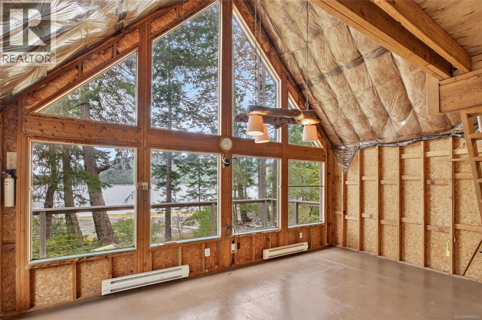 5150 East Rd, Denman Island