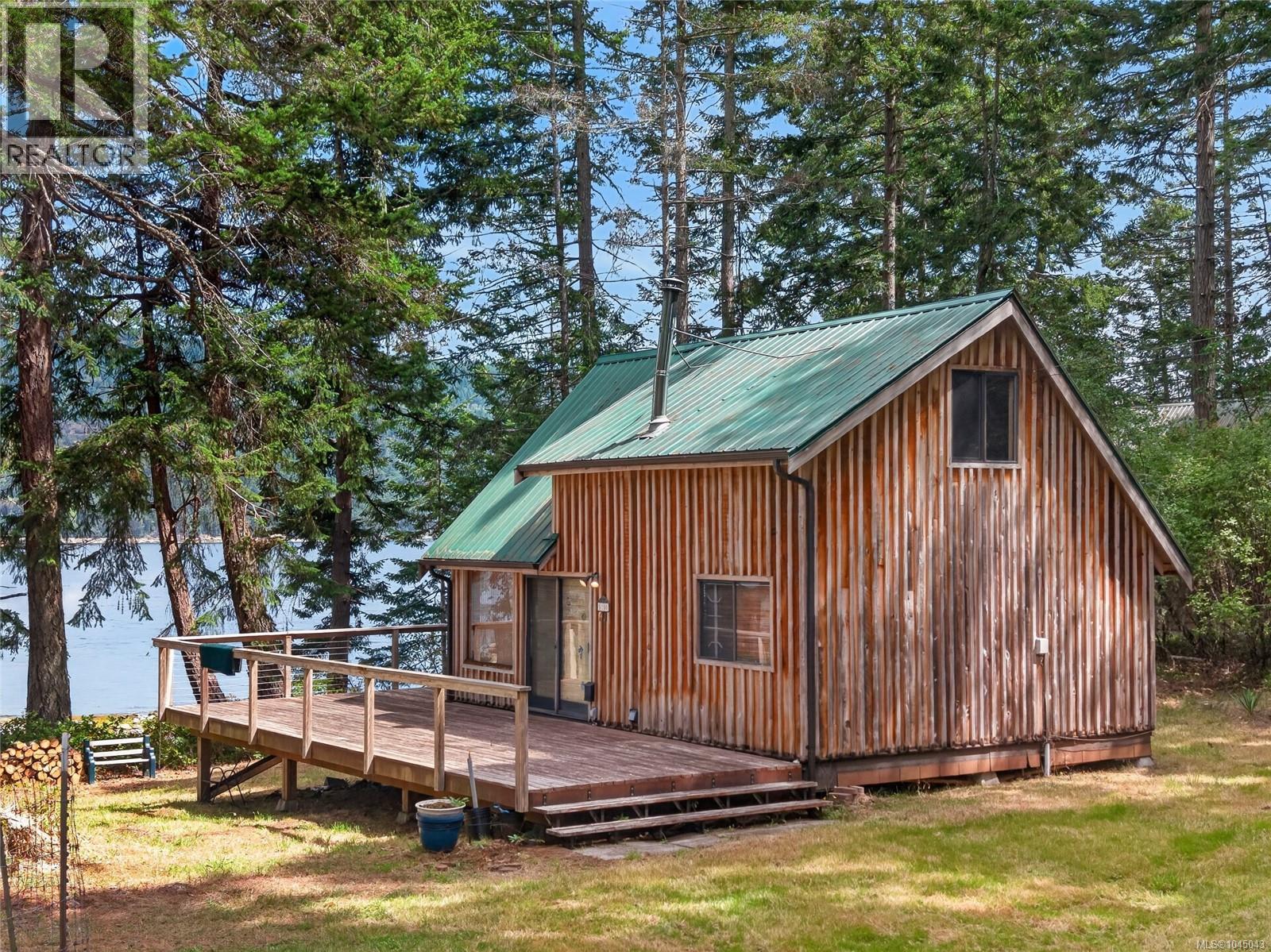 5150 East Rd, Denman Island