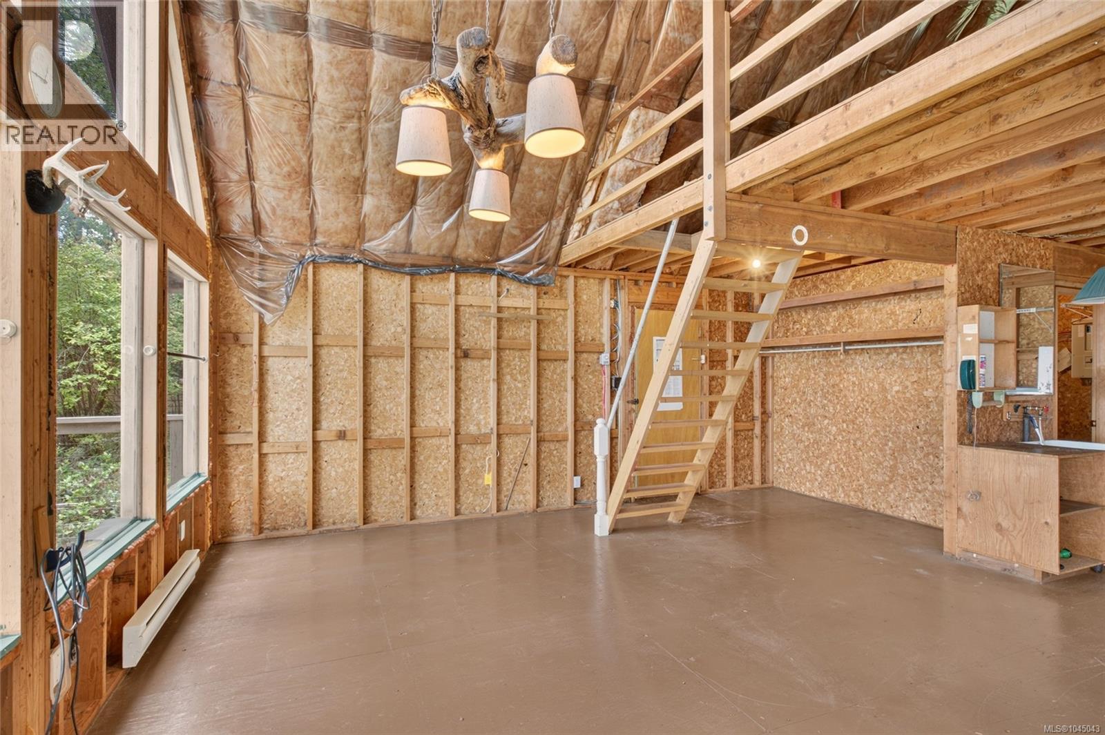 5150 East Rd - 43