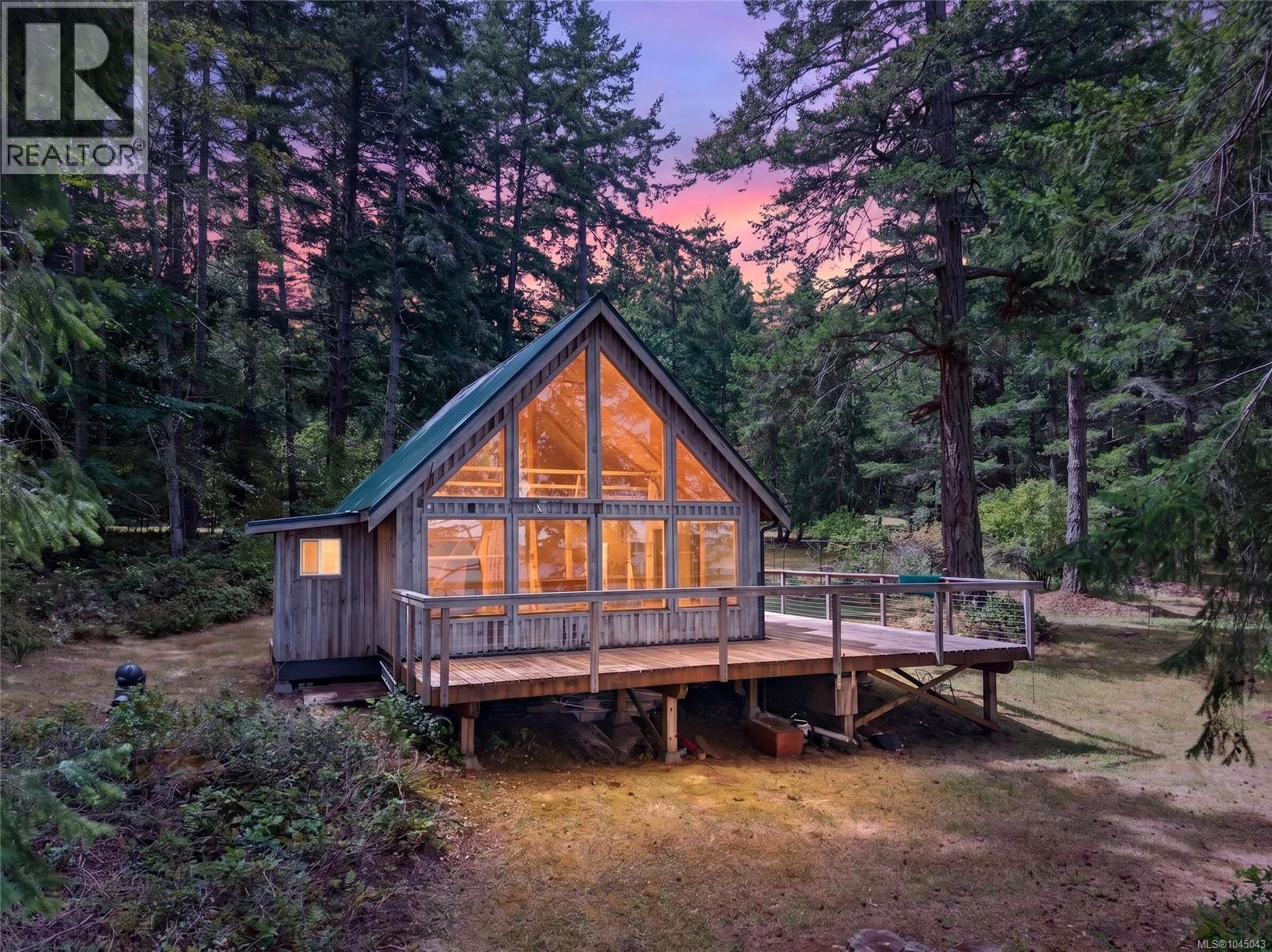 5150 East Rd, Denman Island