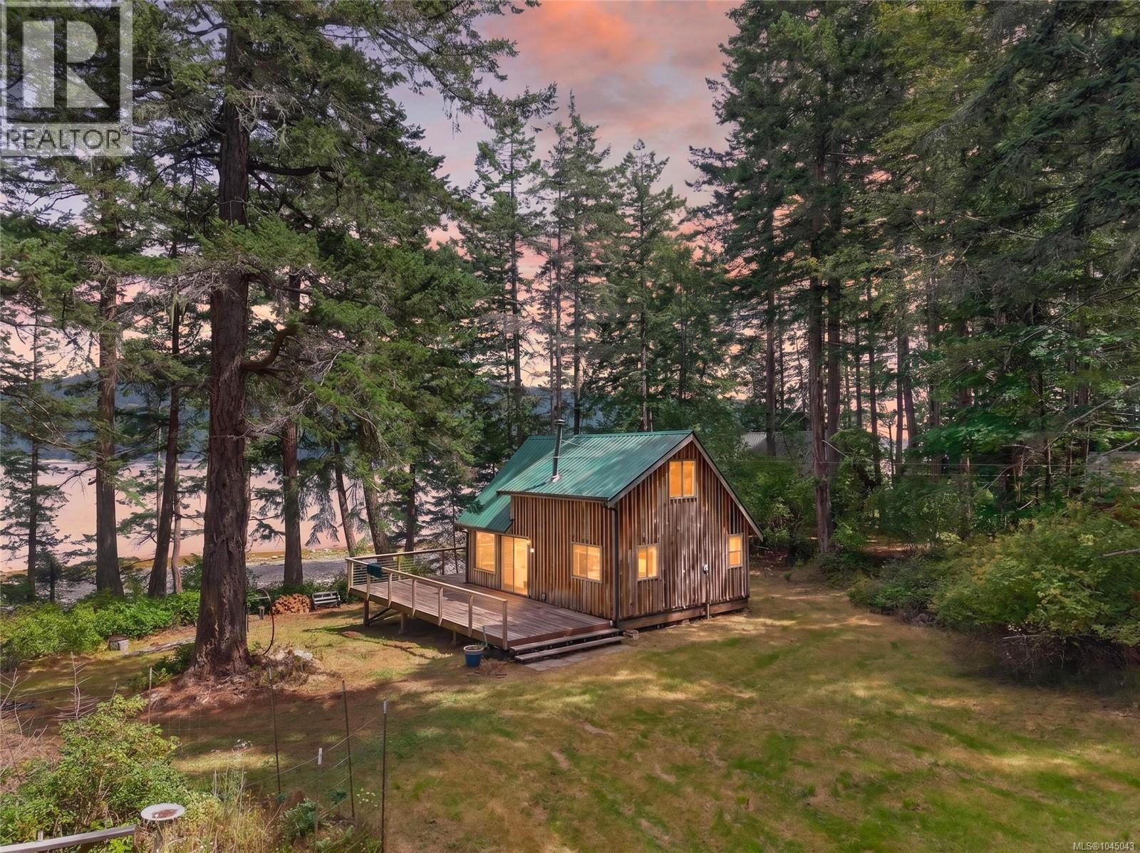 5150 East Rd, Denman Island