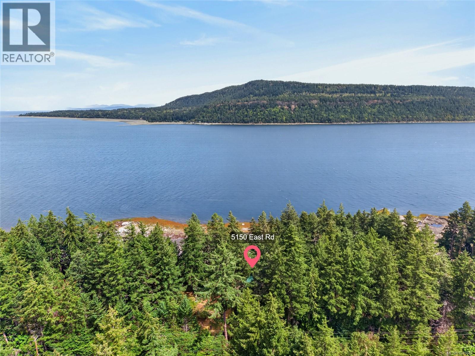 5150 East Rd, Denman Island