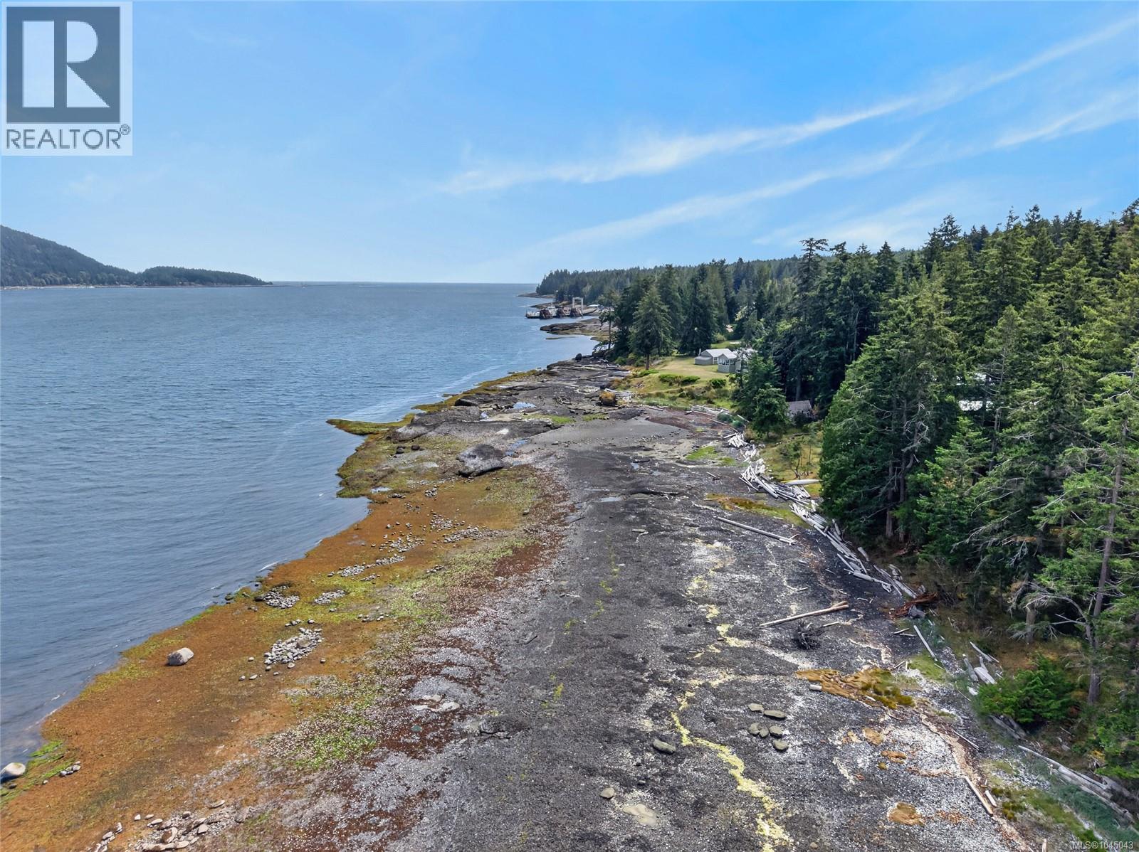 5150 East Rd, Denman Island