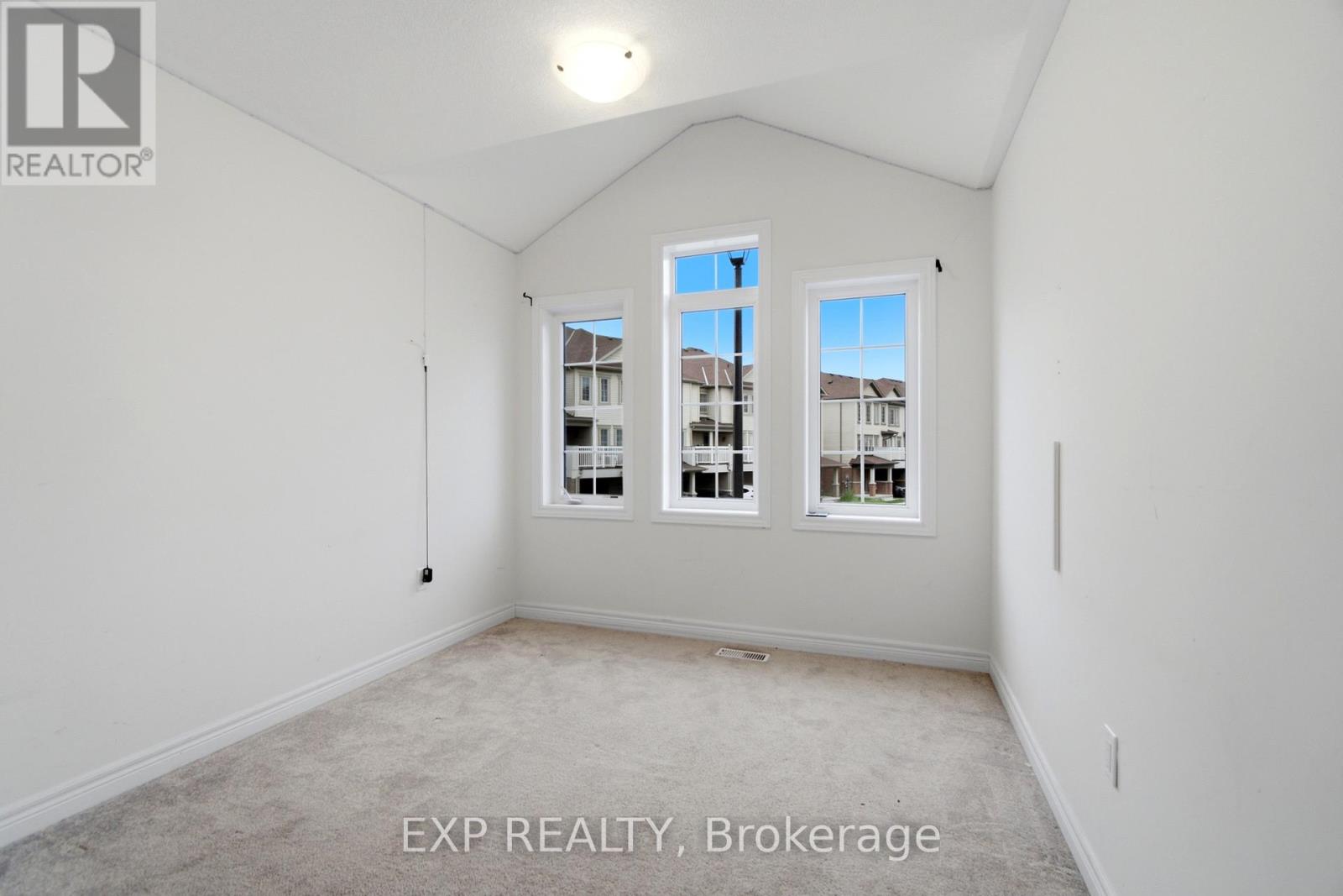 #19 755 LINDEN DRIVE - Image 28
