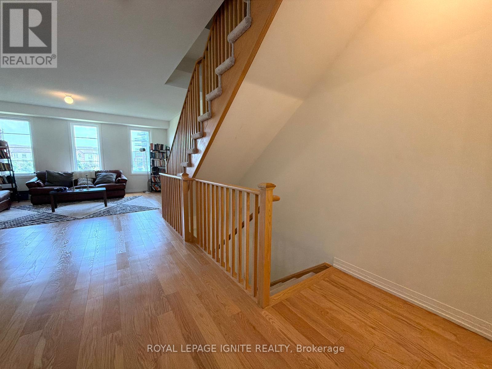 67 KING GEORGE WAY - 28