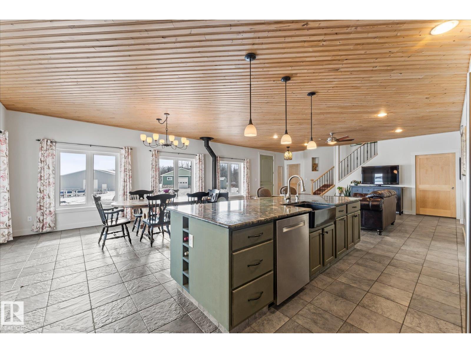 21031 TWP ROAD 530 - Image 13