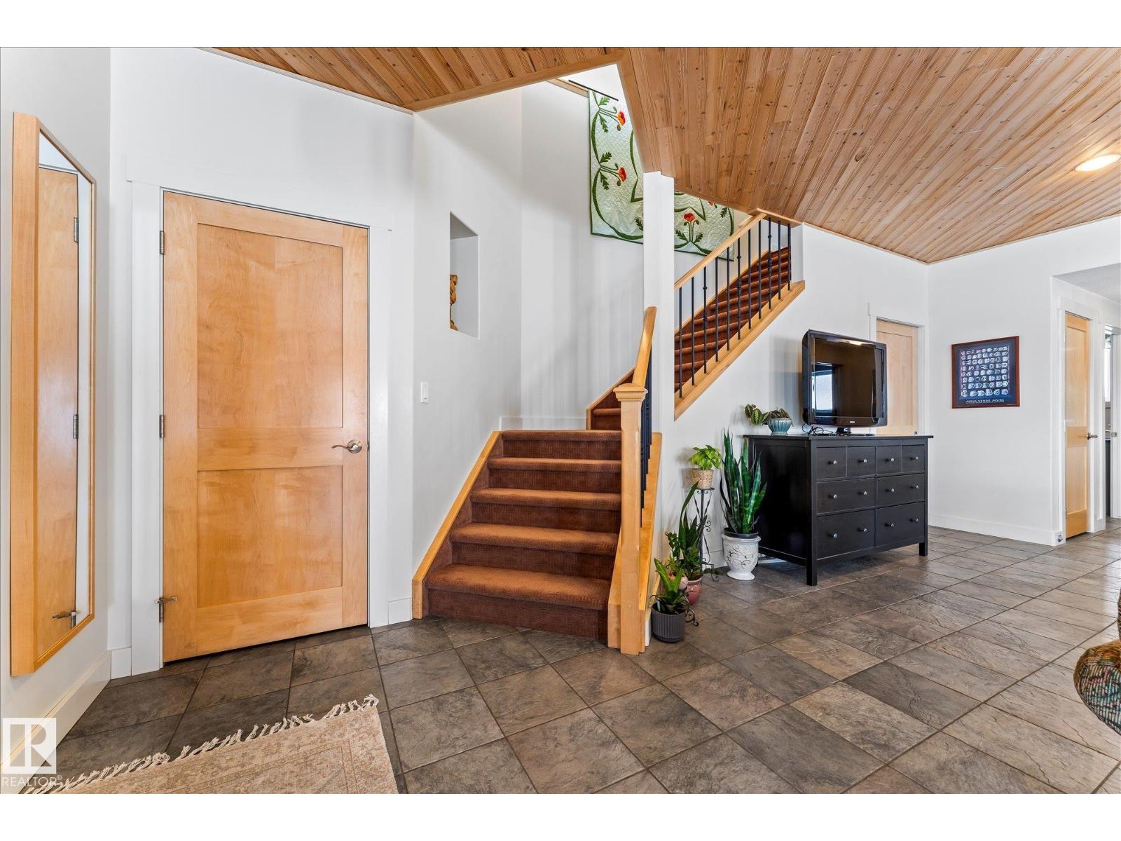 21031 TWP ROAD 530 - Image 24