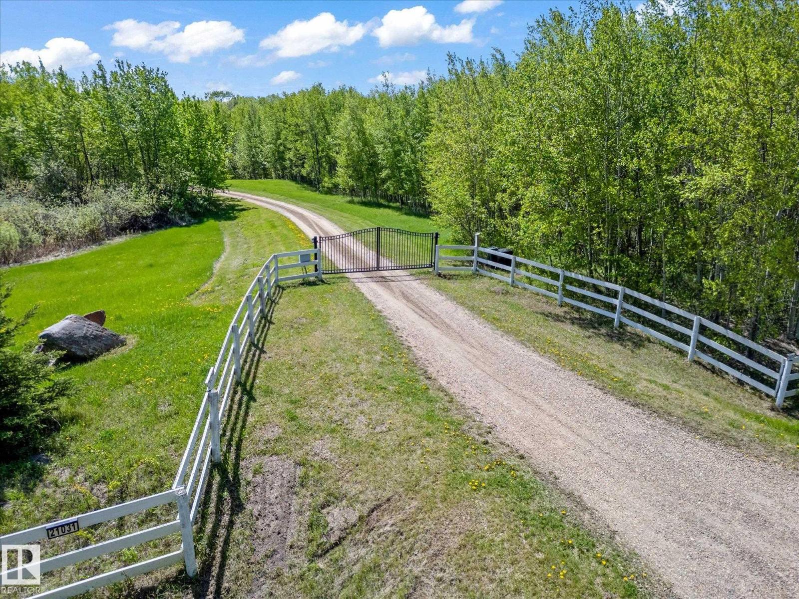 21031 TWP ROAD 530 - Image 43