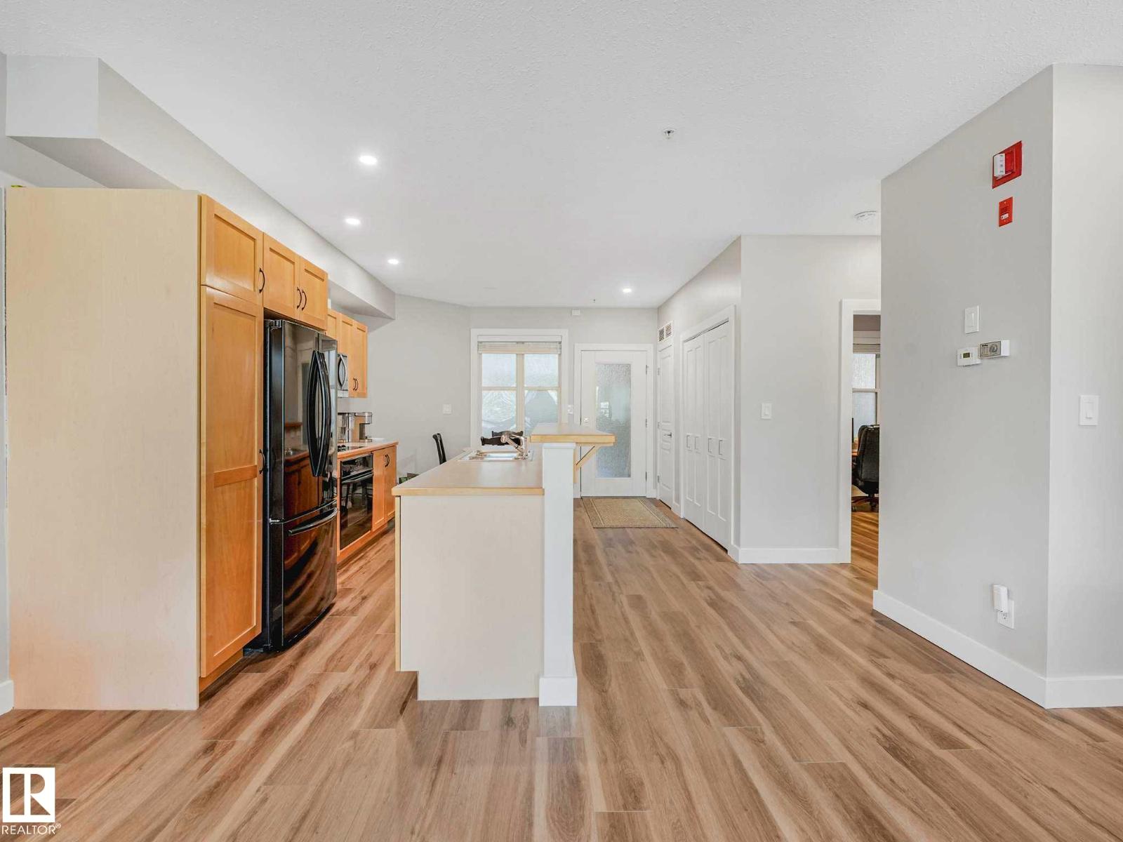 #302 11025 83 AV NW - Image 8