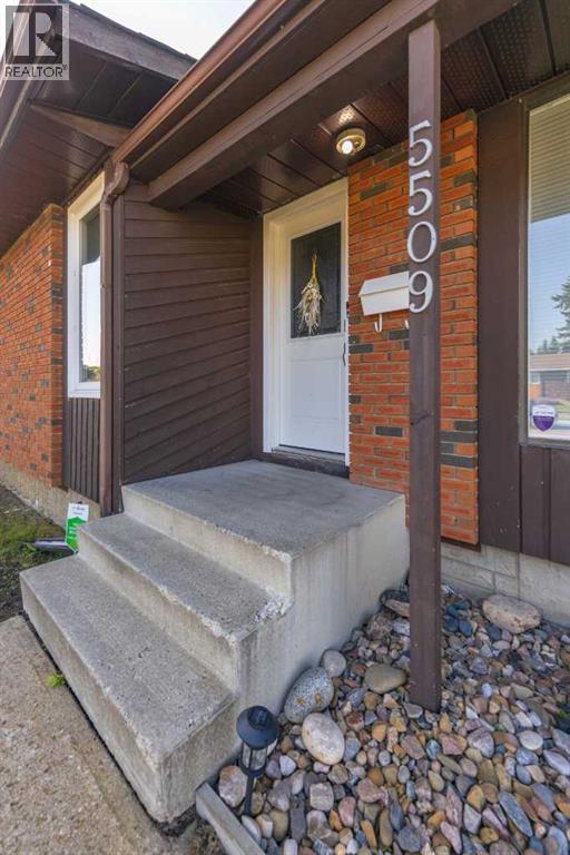 5509 29 Street - Image 3