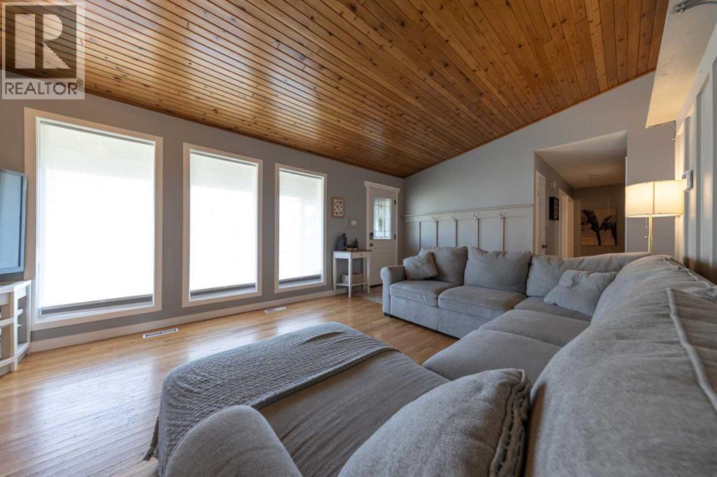 5509 29 Street - 5