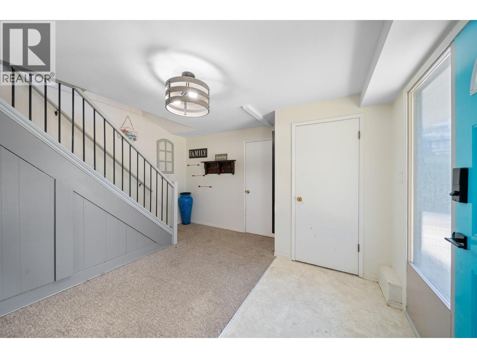2101 GILLIS Crescent, Merritt