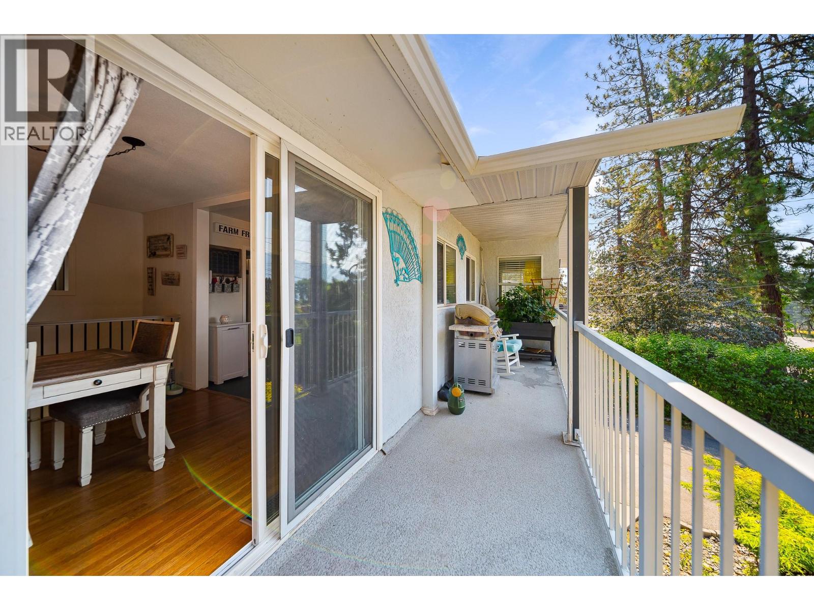 2101 GILLIS Crescent, Merritt