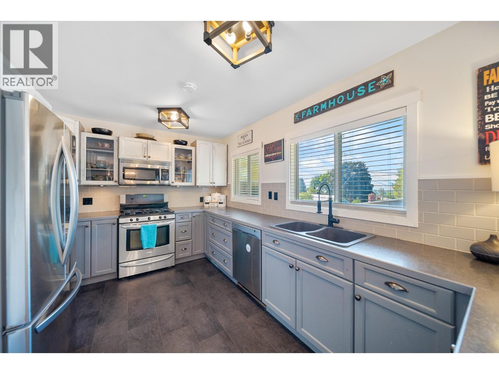 2101 GILLIS Crescent, Merritt