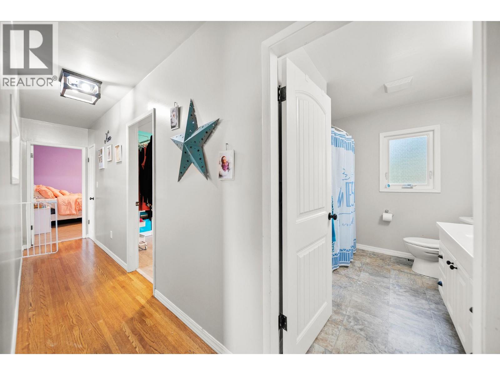 2101 GILLIS Crescent, Merritt