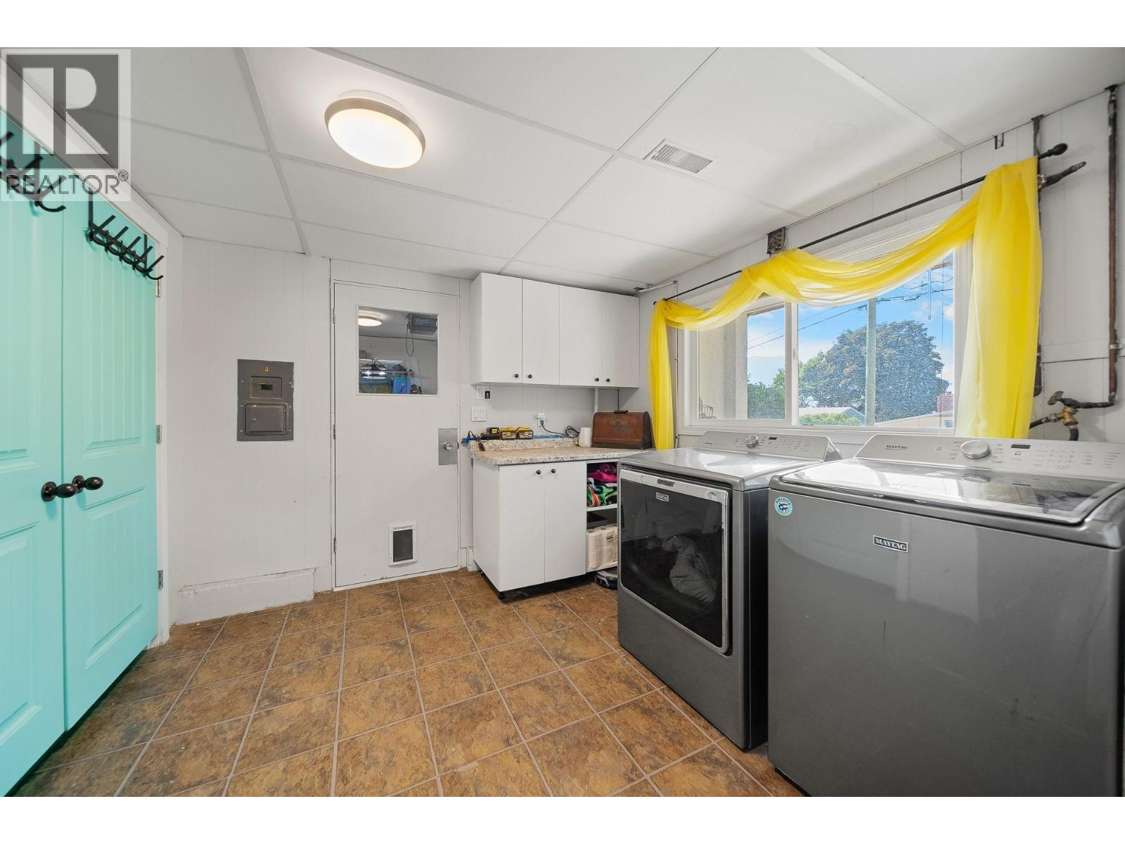 2101 GILLIS Crescent, Merritt