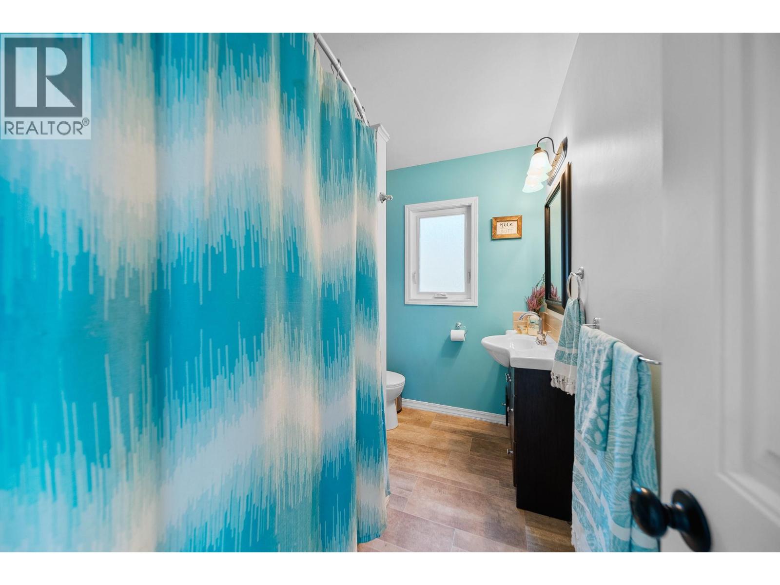 2101 GILLIS Crescent, Merritt