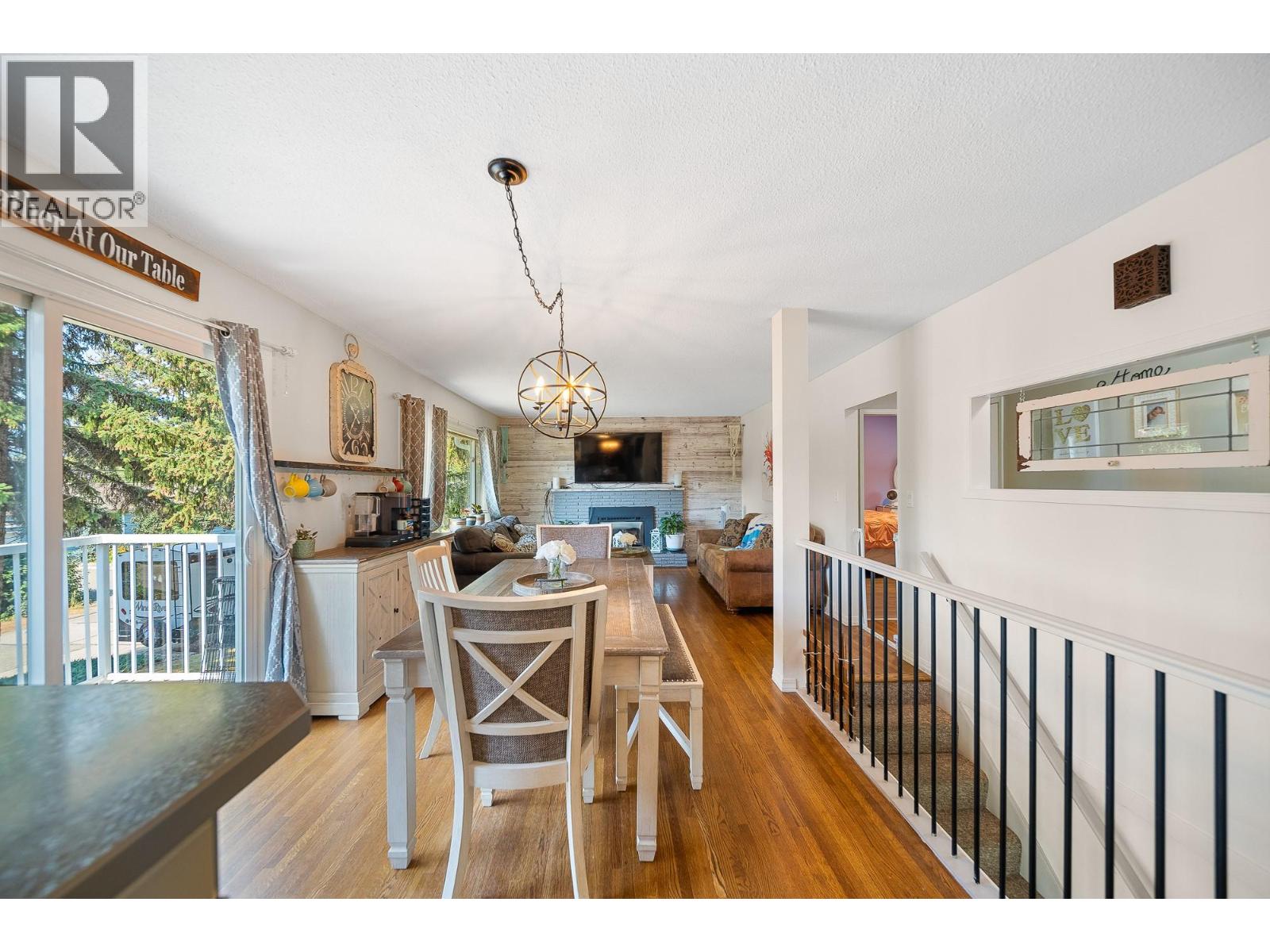 2101 GILLIS Crescent, Merritt